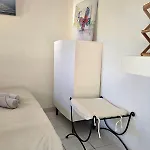 Le Murier - Rez De Jardin Avec Véranda, Terrasse à 5min A Pied De La Avec Parking - By Auraconciergerie Apartamento *
