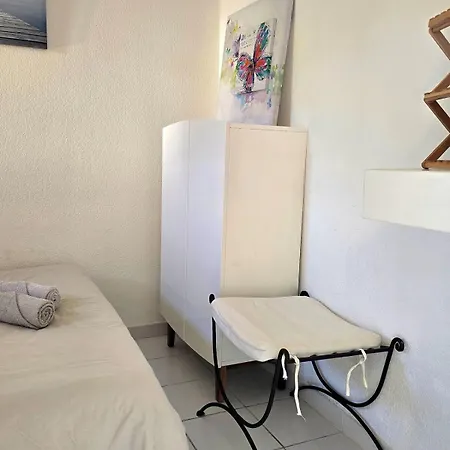 Le Murier - Rez De Jardin Avec Véranda, Terrasse à 5min A Pied De La Avec Parking - By Auraconciergerie Appartement *