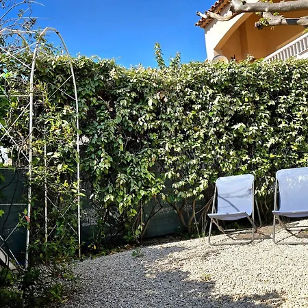 Apartmán Le Murier - Rez De Jardin Avec Veranda, Terrasse A 5min A Pied De La Avec Parking - By Auraconciergerie *